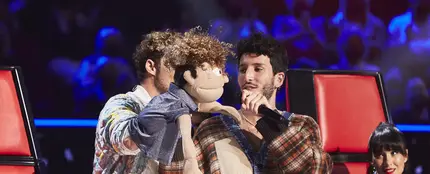 ¡Qué momentazo! Sebastián Yatra canta con ‘marioneta Bisbal’ en ‘La Voz Kids’ ¡Qué momentazo! Sebastián Yatra canta con ‘marioneta Bisbal’ en ‘La Voz Kids’