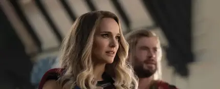 Chris Hemsworth dejó de comer carne los días que rodaba con Natalie Portman en 'Thor: Love and Thunder' Chris Hemsworth dejó de comer carne los días que rodaba con Natalie Portman en 'Thor: Love and Thunder'