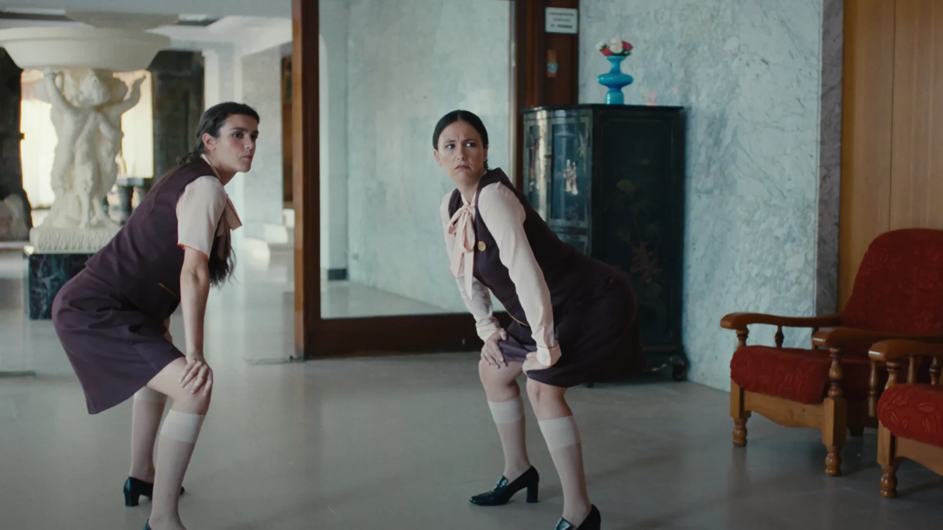 Amaia y Rigoberta Bandini recuerdan su infancia en el videoclip de 'Así Bailaba'  