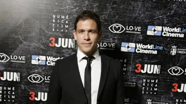 Iván Hermés, el actor de 'Al Salir de Clase' que ahora se gana la vida como músico callejero