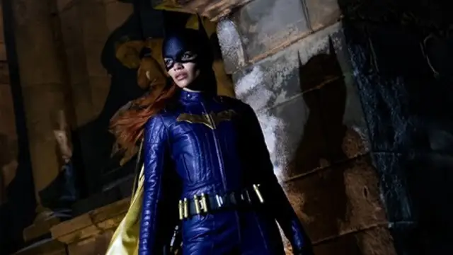Por qué Warner ha cancelado 'Batgirl'