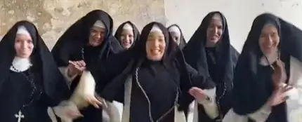 Quiénes son en realidad las Motomonjas, las monjas que bailan las canciones de Rosalía en TikTok Quiénes son en realidad las Motomonjas, las monjas que bailan las canciones de Rosalía en TikTok