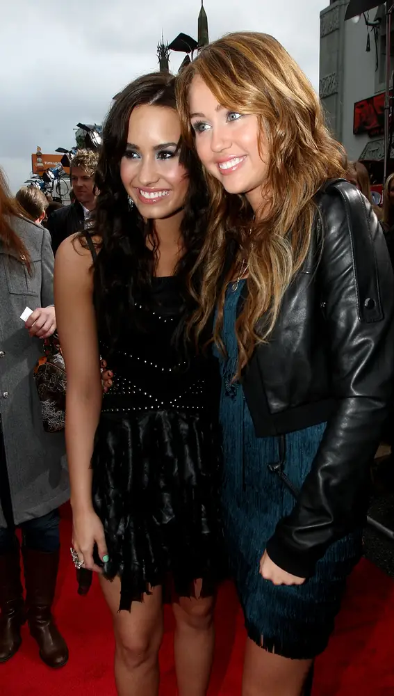 Demi Lovato y Miley Cyrus