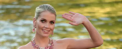 Kitty Spencer es la sobrina de 31 años de Lady Di. Kitty Spencer es la sobrina de 31 años de Lady Di.