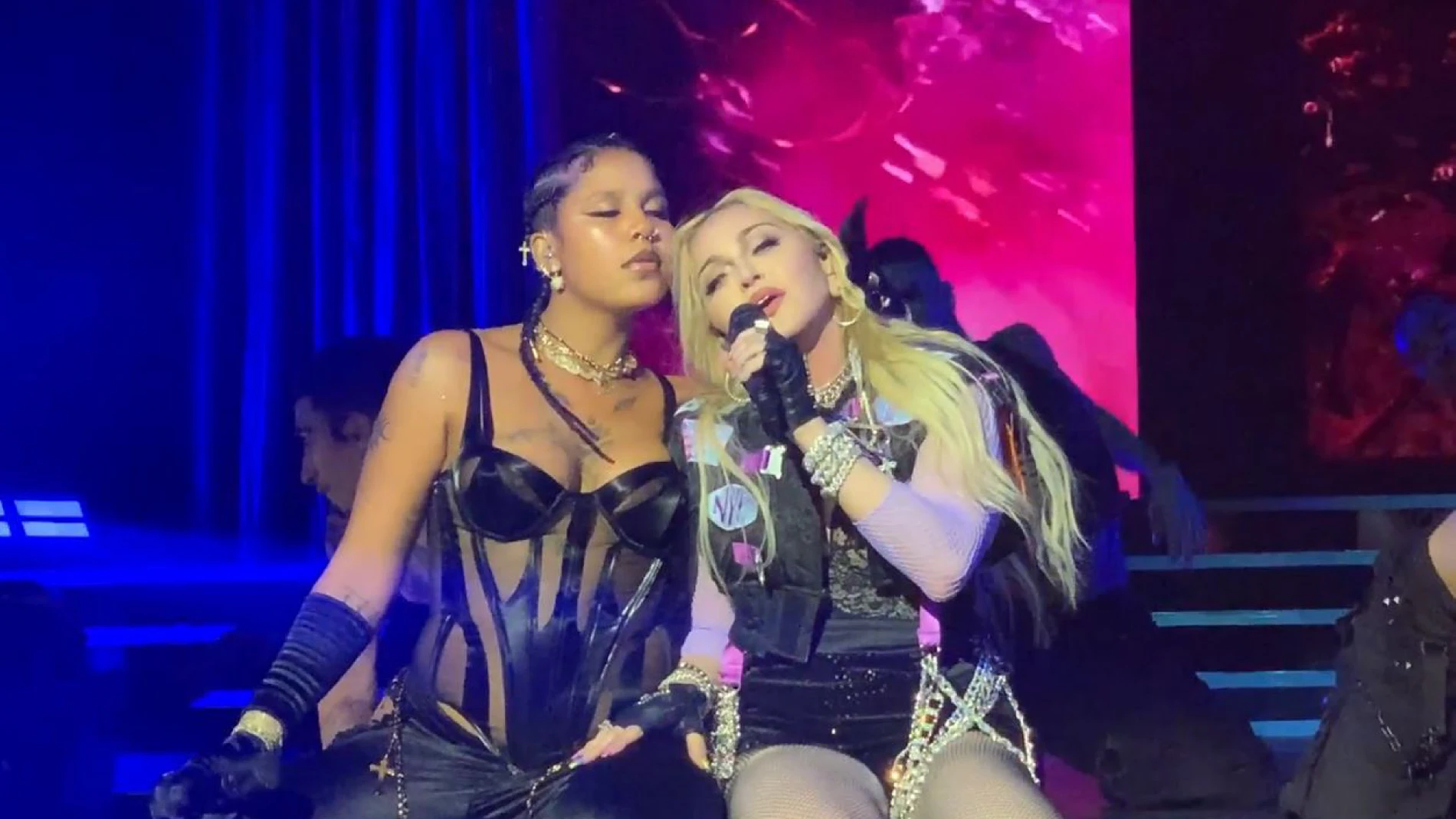 El vídeo de Madonna y Tokischa besándose que ha desatado todo tipo de rumores  