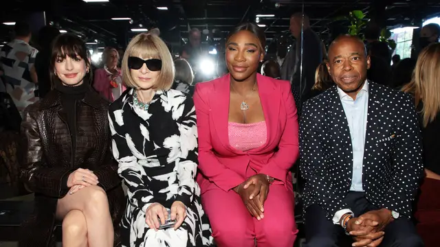 Anne Hathaway y Anna Wintour