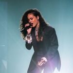 Rihanna, en una actuación Rihanna, en una actuación