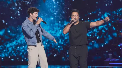 Luis Fonsi y Javier Crespo hacen resonar ‘Despacito’ en el plató de ‘La Voz’ Luis Fonsi y Javier Crespo hacen resonar ‘Despacito’ en el plató de ‘La Voz’
