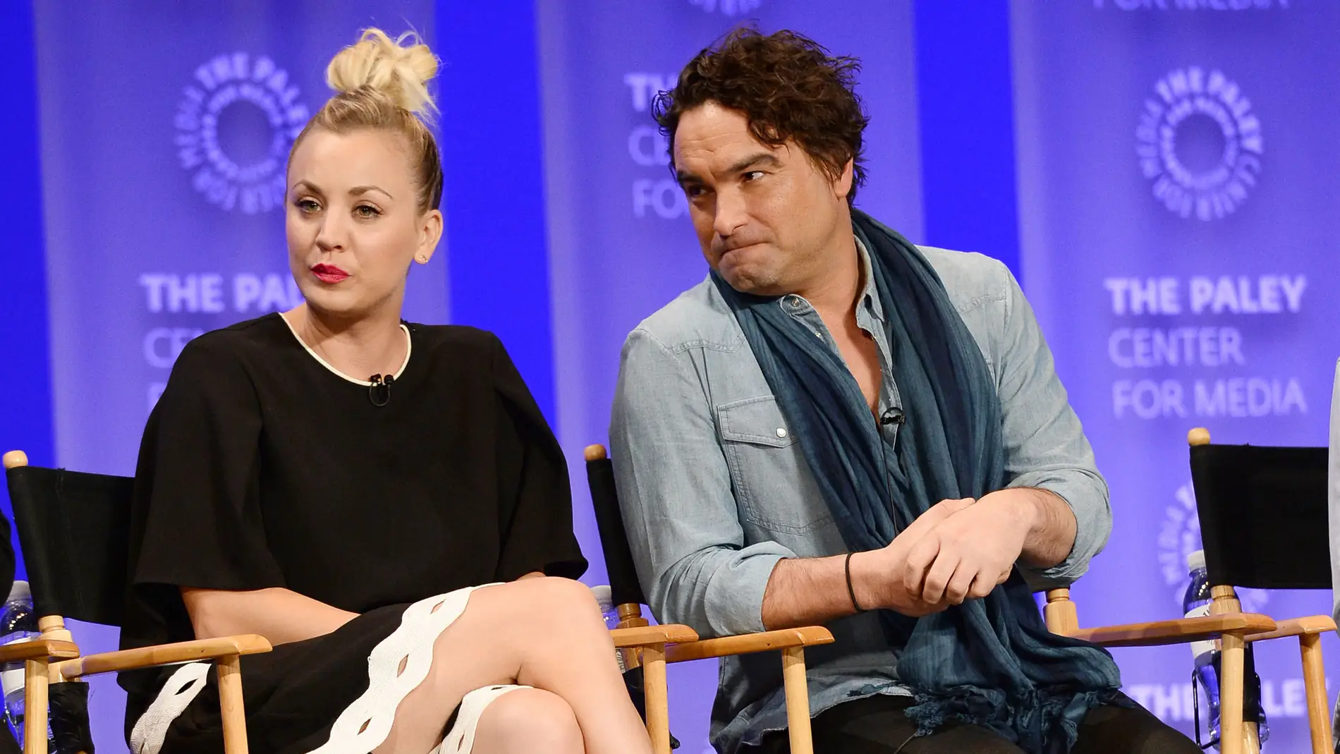 Kaley Cuoco revela por qué mantuvo en secreto su relación con Johnny Galecki durante el rodaje de 'The Big Bang Theory'