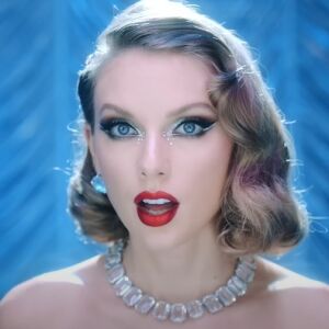 Los easter eggs del videoclip de &#39;Bejeweled&#39;, el cuento de hadas de Taylor Swift 