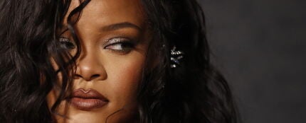 Rihanna regresa a la música con &#39;Lift Me Up&#39;