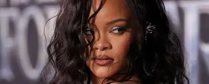 Rihanna regresa a la música con 'Lift Me Up' Rihanna regresa a la música con 'Lift Me Up'
