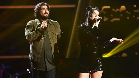 La rompedora actuación de Antonio Orozco y Mala Rodríguez cantando ‘Tengo que contarte’ en ‘La Voz’ La rompedora actuación de Antonio Orozco y Mala Rodríguez cantando ‘Tengo que contarte’ en ‘La Voz’