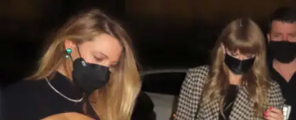 Taylor Swift y Blake Livelym en Nueva York en noviembre de 2021 Taylor Swift y Blake Livelym en Nueva York en noviembre de 2021