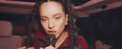 La actuación de Rosalía en los NRJ Music Awards. La actuación de Rosalía en los NRJ Music Awards.