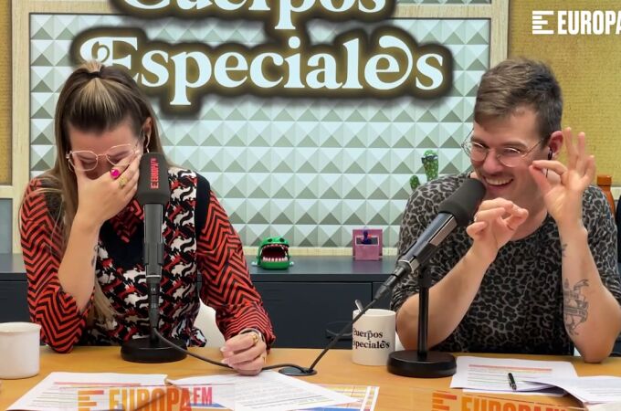 El ataque de risa de Eva Soriano al imitar al osito gominola en 'Cuerpos especiales'