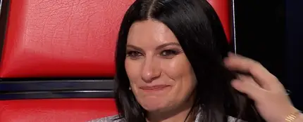Laura Pausini llora de emoción en 'La Voz' tras escuchar a Rosario Flores. Laura Pausini llora de emoción en 'La Voz' tras escuchar a Rosario Flores.