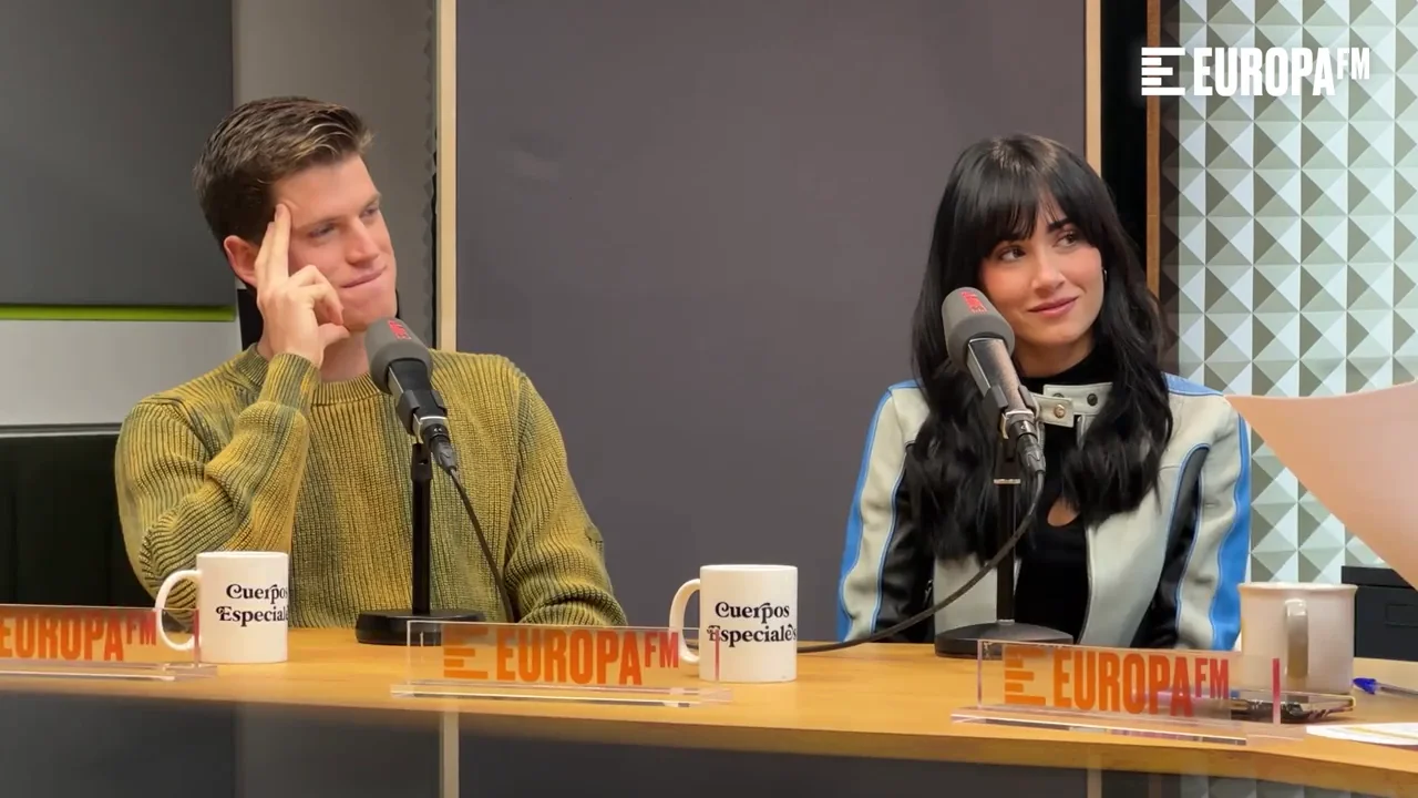 Aitana, sobre su disco para 'La última': "Está firmado como Aitana pero es de Candela, no tiene nada que ver con mi tercer álbum" Aitana, sobre su disco para 'La última': "Está firmado como Aitana pero es de Candela, no tiene nada que ver con mi tercer álbum"