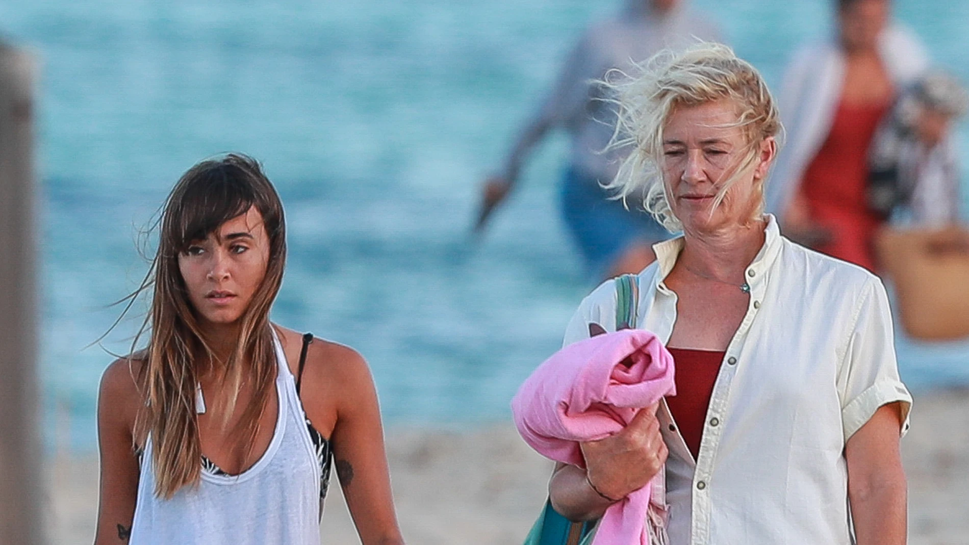 Ana Duato y Aitana, en Ibiza en la primavera de 2020.