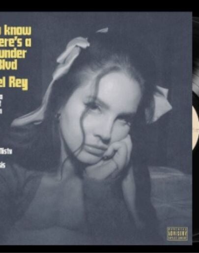 Lana del Rey anuncia su disco 'Did you know that there's a tunnel under Ocean Blvd' 