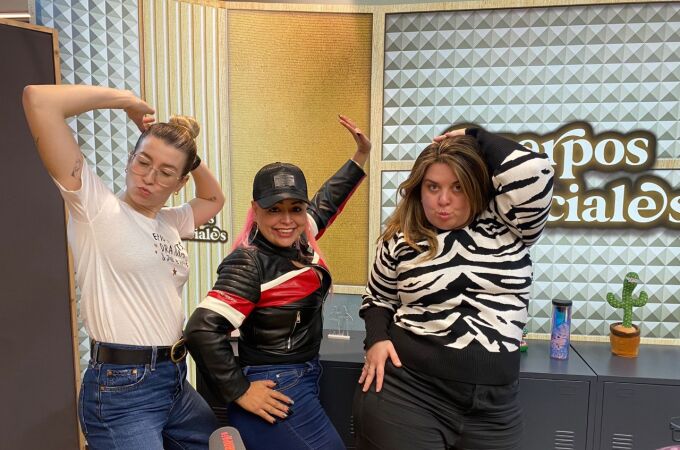 Eva Soriano con Lorna y Lala Chus en 'Cuerpos especiales'. Eva Soriano con Lorna y Lala Chus en 'Cuerpos especiales'.