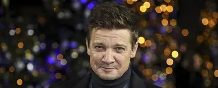 El actor Jeremy Renner se encuentra en estado crítico tras un accidente sacando nieve de su rancho El actor Jeremy Renner se encuentra en estado crítico tras un accidente sacando nieve de su rancho