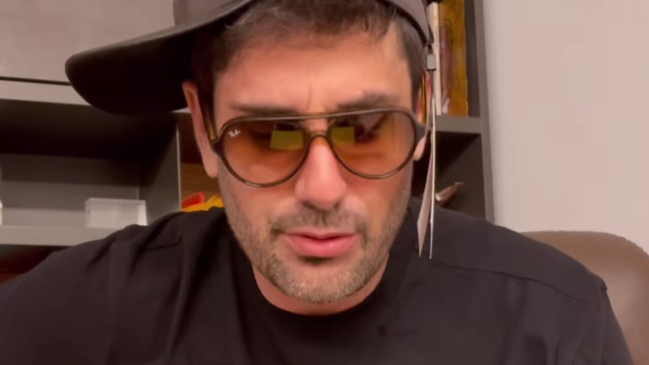 Melendi publica una divertida canción para anunciar que lanzará un