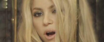 Shakira, en el videoclip de &#39;Loba&#39;,