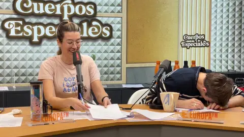 Eva Soriano es Shakira en 'Cuerpos especiales' Eva Soriano es Shakira en 'Cuerpos especiales'