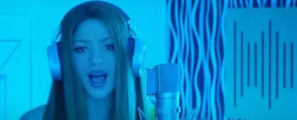 Shakira, en el videoclip de su nueva canción. Shakira, en el videoclip de su nueva canción.