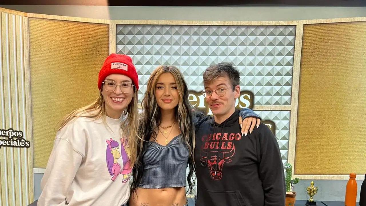 Lola Índigo con Eva Soriano e Iggy Rubín en 'Cuerpos especiales' Lola Índigo con Eva Soriano e Iggy Rubín en 'Cuerpos especiales'
