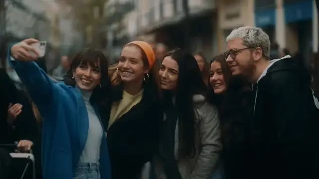 Merino en el videoclip de 'Me voy'.