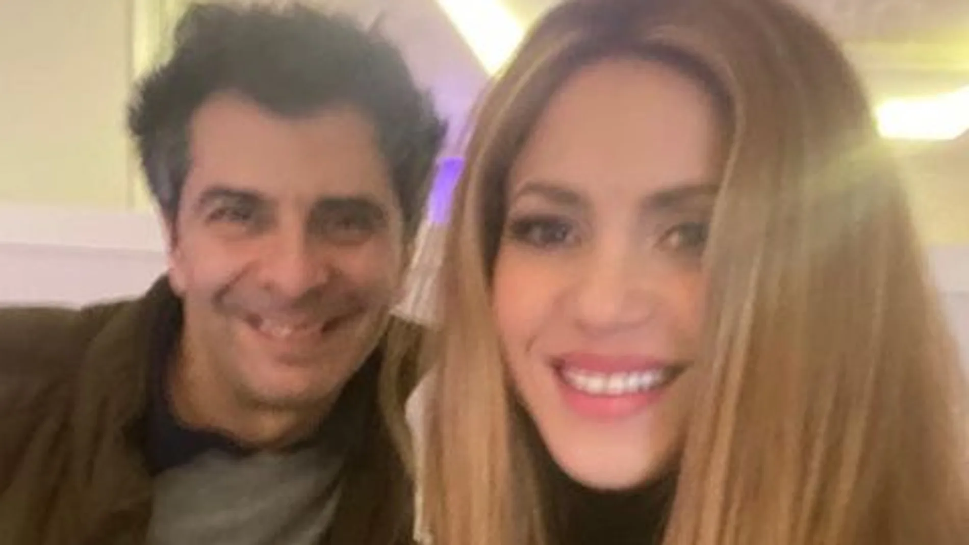 Luis Fernando Ochoa y Shakira