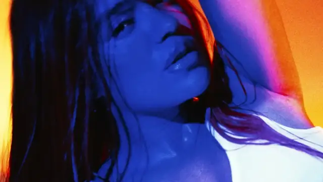 Karol G y Romeo Santos se unen para lanzar 'X si volvemos', su nueva colaboración