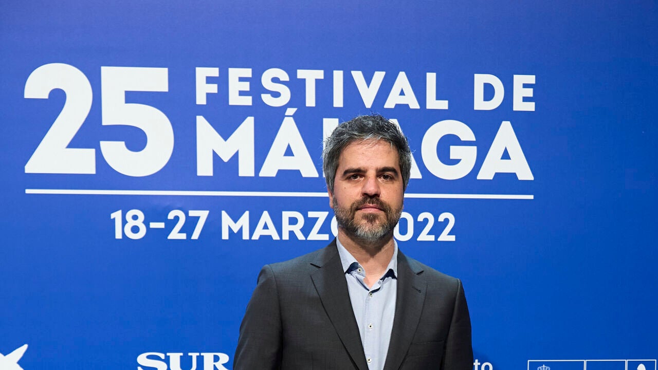 Así es Ernesto Sevilla: las películas que ha dirigido, su hermana ...