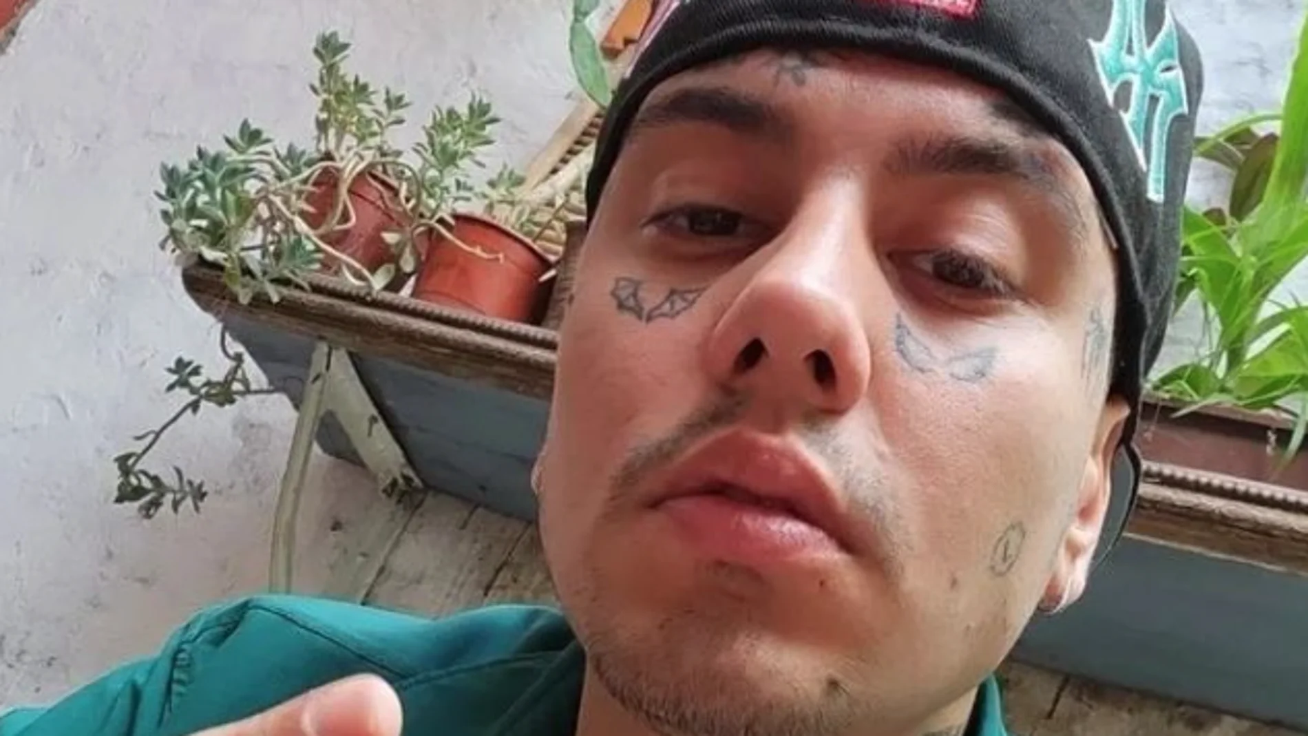 Cuántos tatuajes que Duki tiene en la cara y qué significan