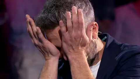 Las lágrimas de Roberto Leal y un jurado en píe ante la hazaña de Rosa López en la Apnea Las lágrimas de Roberto Leal y un jurado en píe ante la hazaña de Rosa López en la Apnea