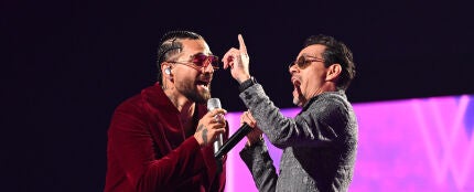 Maluma y Marc Anthony en los Premios Lo Nuestro 2023