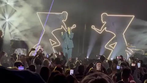 Así suena 'Un Buon Inizio', la canción con la que Laura Pausini abre una nueva etapa tras 30 años de carrera Así suena 'Un Buon Inizio', la canción con la que Laura Pausini abre una nueva etapa tras 30 años de carrera