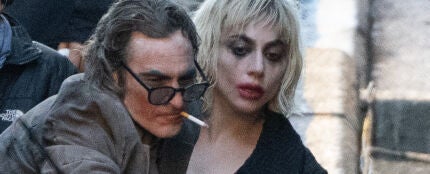 Lady Gaga y Joaquin Phoenix, durante el rodaje de &#39;Joker 2&#39;.