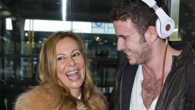 Ana Obregón, junto a su hijo Aless Lequio