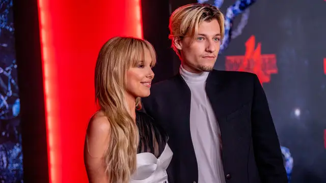 Milly Bobby Brown (Stranger Things) se compromete a los 19 años con Jake Bongiovi, de 20