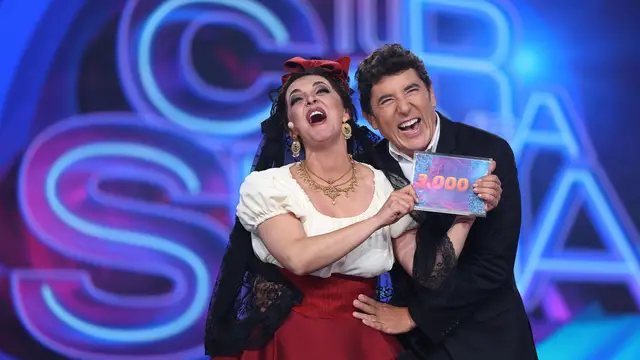 Merche gana con poderío la tercera gala tras conquistar como Juanita Reina