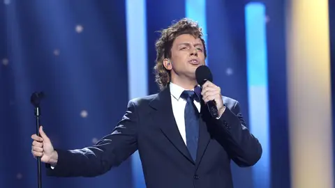 Jadel brilla como el mejor Luis Miguel en la historia del programa con ‘La incondicional’ Jadel brilla como el mejor Luis Miguel en la historia del programa con ‘La incondicional’