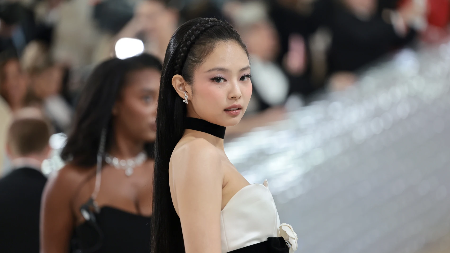 Jennie, integrante de Blackpink, en la MET Gala 2023 Jennie, integrante de Blackpink, en la MET Gala 2023