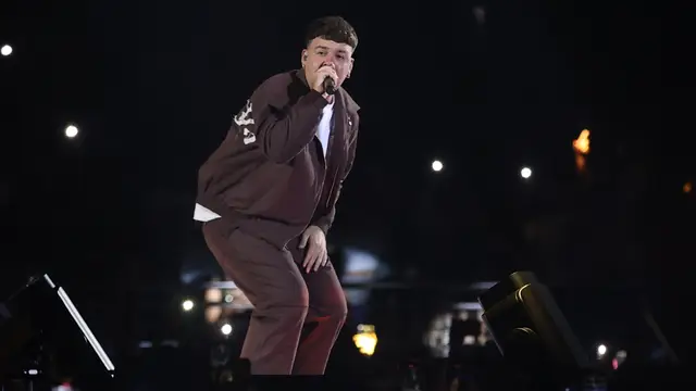 De su actuación con Lola Índigo a una pedida de mano: Quevedo arrasa en el Wizink Center de Madrid