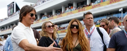 Shakira y Tom Cruise Shakira y Tom Cruise