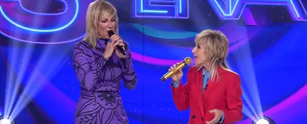 Anne Igartiburu y Ana Torroja cantan juntas en 'Tu cara me suena' Anne Igartiburu y Ana Torroja cantan juntas en 'Tu cara me suena'