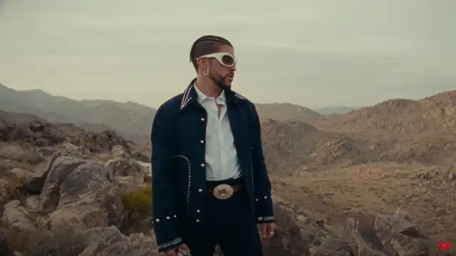 Bad Bunny, más místico que nunca en 'Where She Goes': una fogata, caballos y Ronaldinho