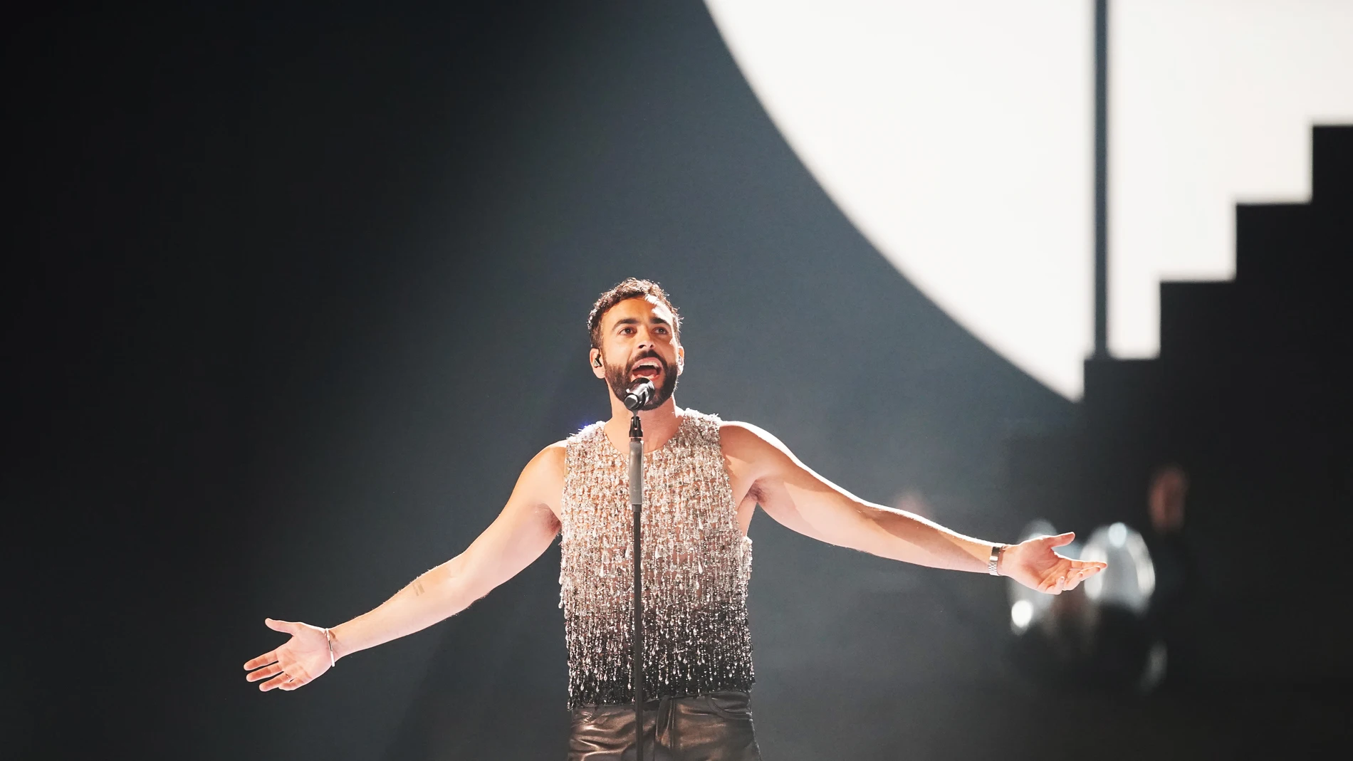 diámetro reporte Ellos Marco Mengoni, sobre la bandera LGTBIQ+ en Eurovisión: "Son las voces de  nuestra sociedad" | Europa FM